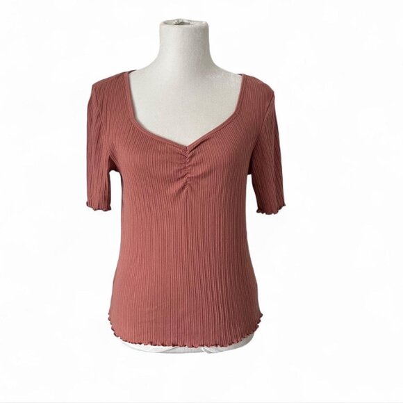 GAP Ribbed Knit Top L Dusty Rose Ranched Scoop Neck Lettuce Edge Feminine - Picture 1 of 5
